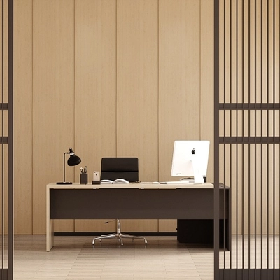 Офис со столами на металлических опорах №2