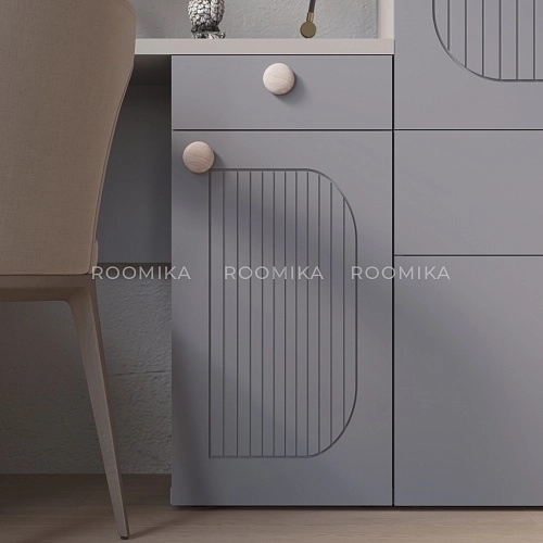 Шкаф двухдверный узкий, фрезерованные фасады в эмали LE210.44-1