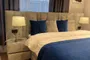 Кровать двуспальная мягкая HILTON с подъемным механизмом, мягкими панелями и тумбами, 160x200