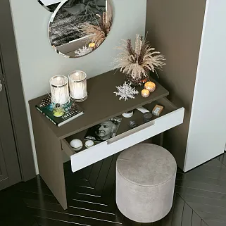 Туалетный столик, фасады в эмали LE-700