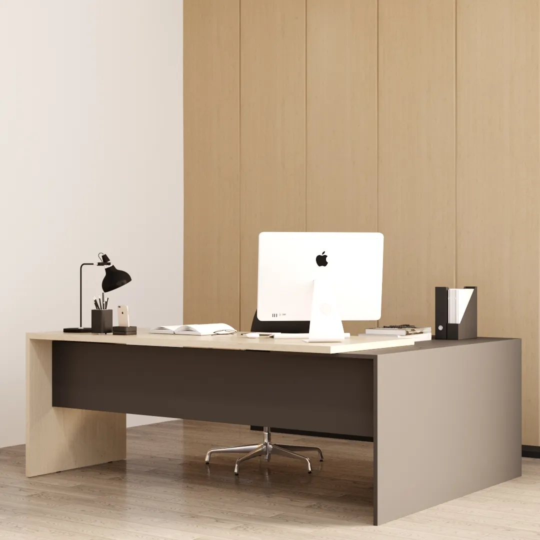 Офис со столами на металлических опорах №2