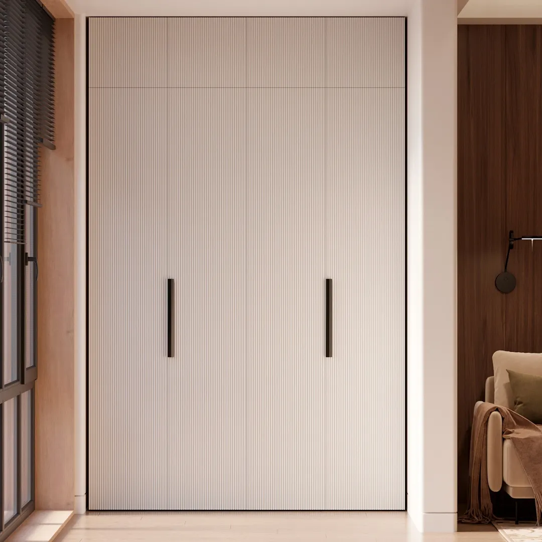 Балкон с удобной мягкой нишей и шкафом с фрезерованными фасадами №130