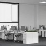 Офис с белыми столами №3