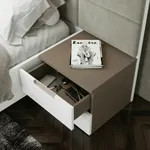 Тумба прикроватная 2 ящика, фасады в эмали LE701