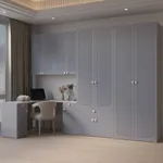 Шкаф, фрезерованные фасады в эмали LE235.44