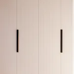 Балкон с удобной мягкой нишей и шкафом с фрезерованными фасадами №130