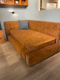 Кровать односпальная мягкая с ортопедической решеткой QUADRO