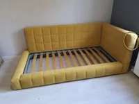 Кровать односпальная мягкая с ортопедической решеткой QUADRO