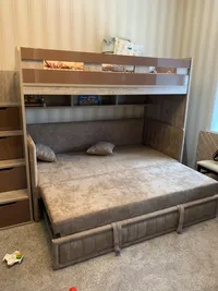 Раскладной диван с обивкой выкатной части BERGAMO BER-1900