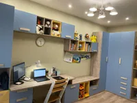 Антресоль навесная с цветной нишей E306