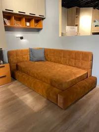 Кровать односпальная мягкая с ортопедической решеткой КВАДРО