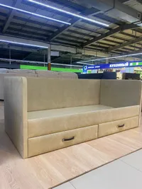 Мягкая кровать-диван LION LIO-1900