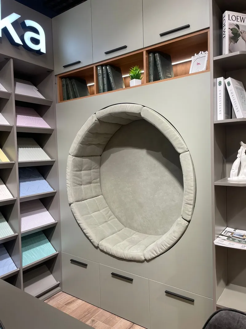 Секция с нишей и мягкими элементами L430.45