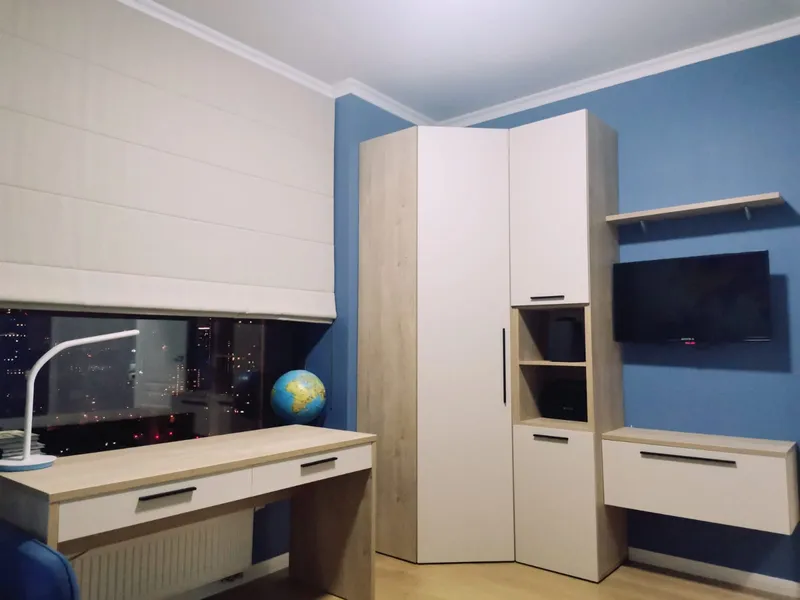 Cтол письменный прямой L718