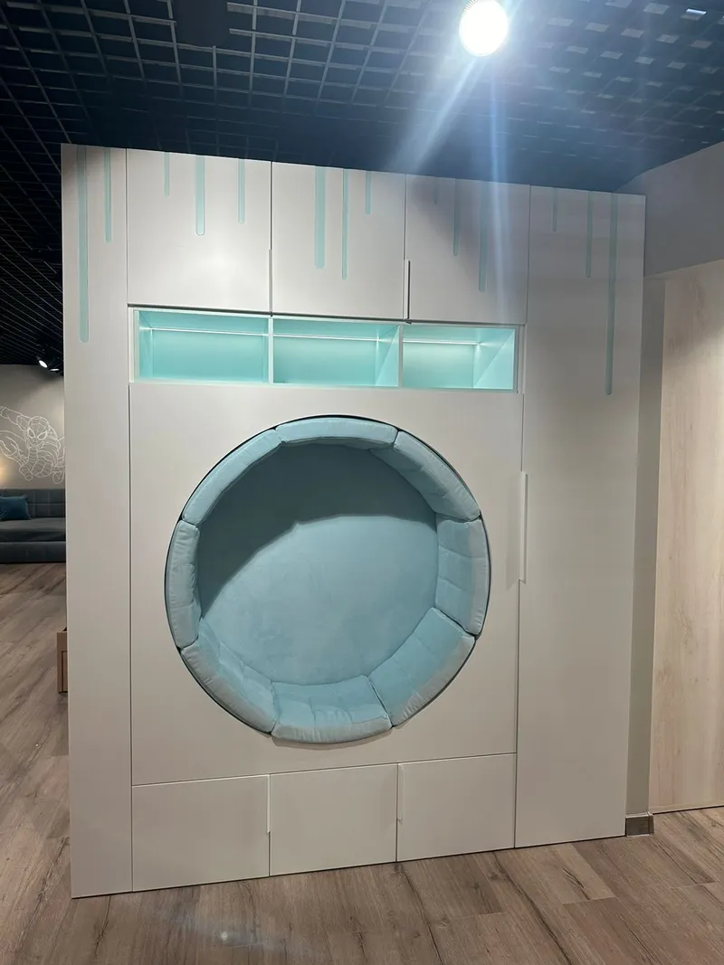 Секция с нишей и мягкими элементами L430.45