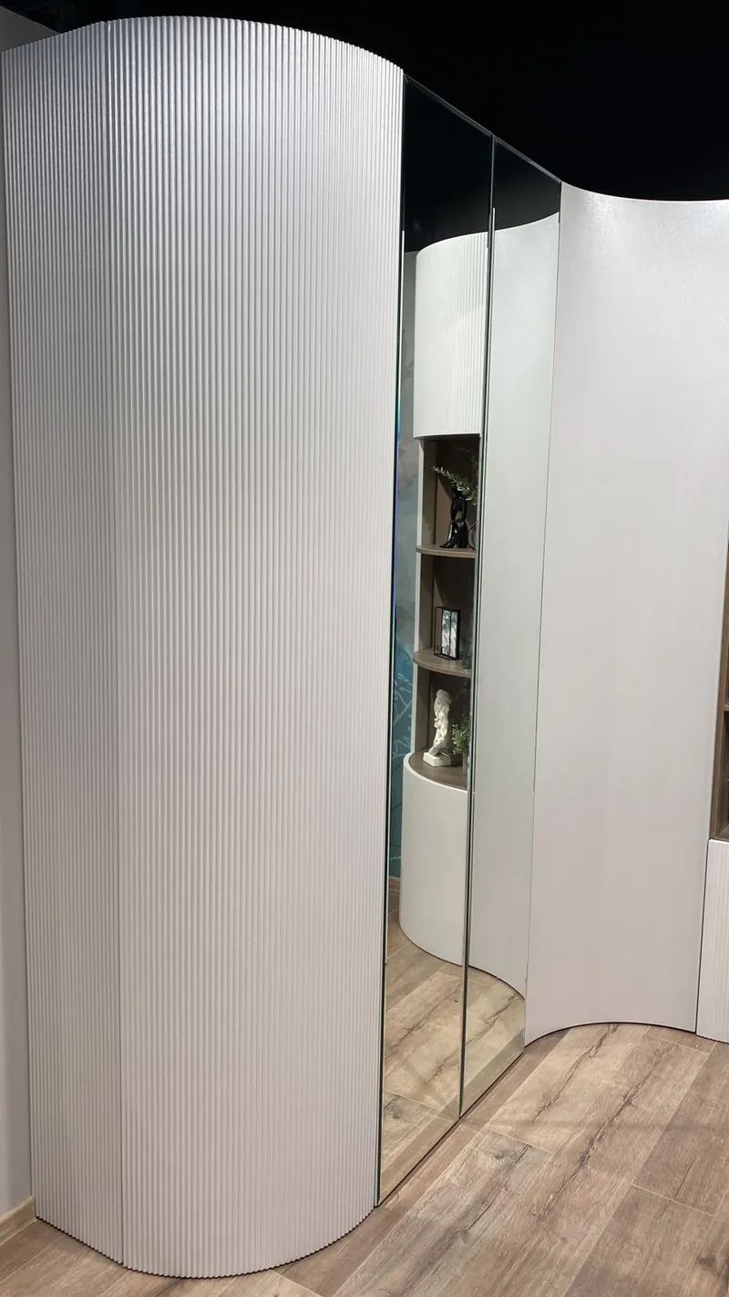 Шкаф угловой P218.1