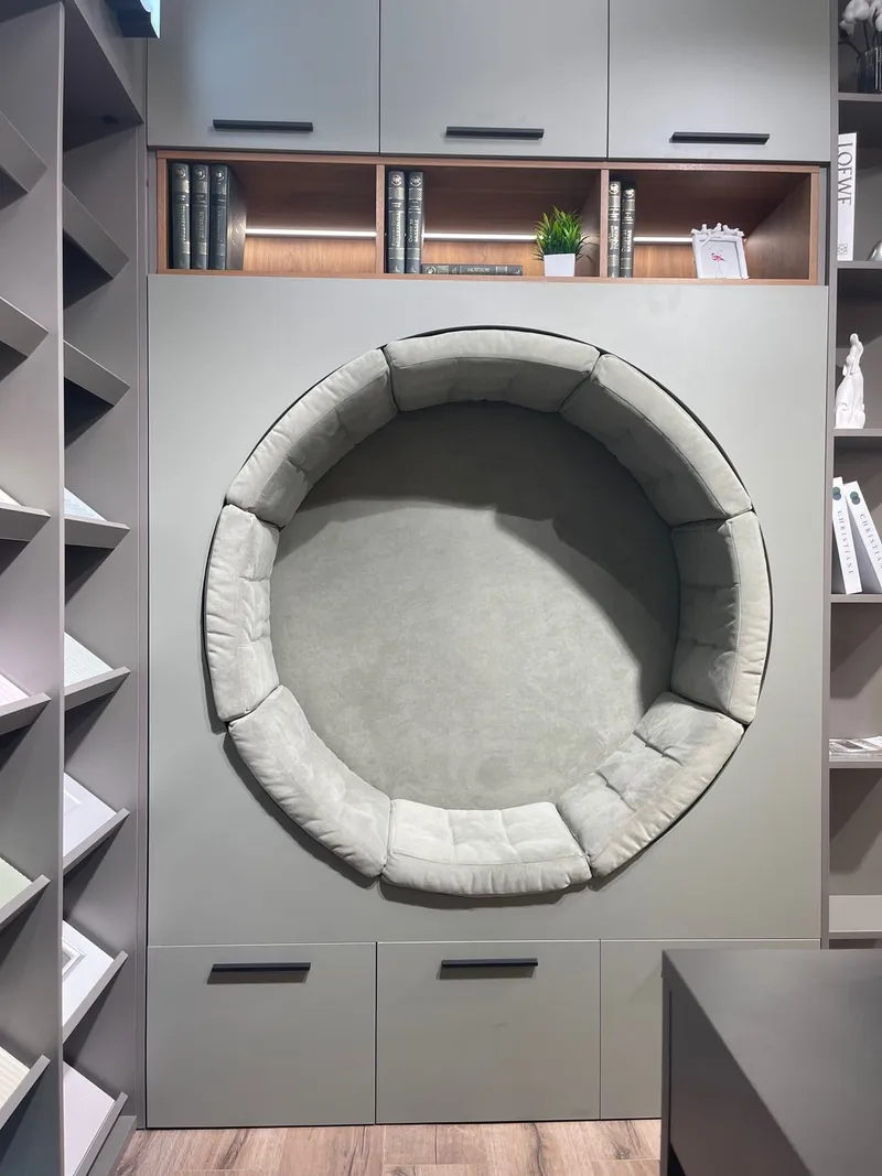 Секция с нишей и мягкими элементами L430.45