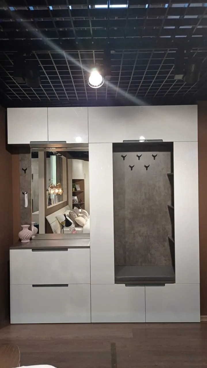 Антресоль широкая на 900мм, фасады в эмали LE-461.1